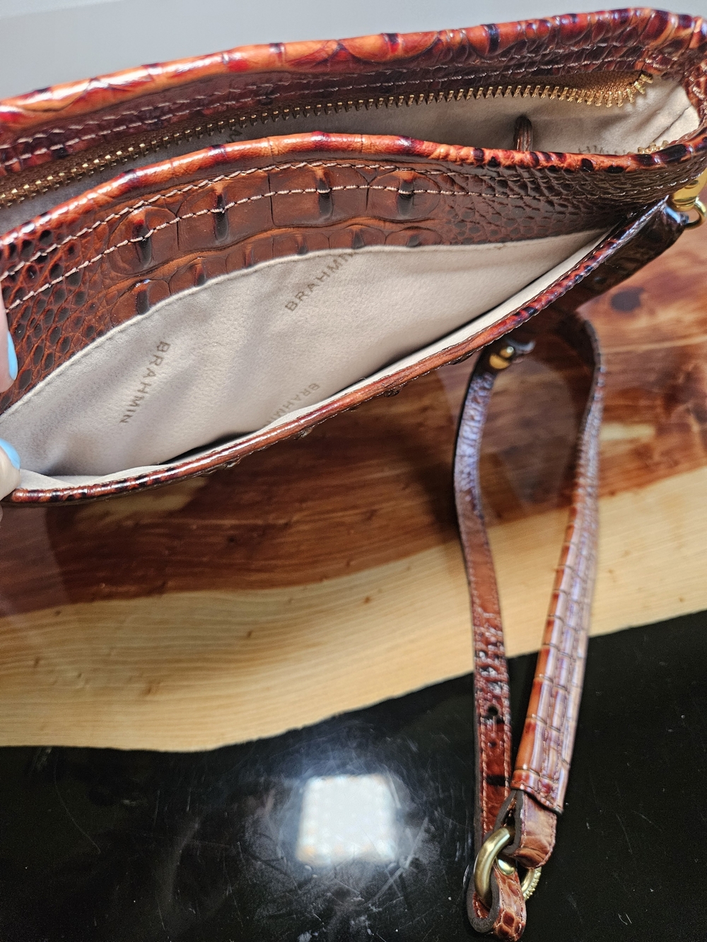 Brahmin Melbourne Brown Embossed Leather Crossbody Messenger Organizer Bag - Picture 8 of 9